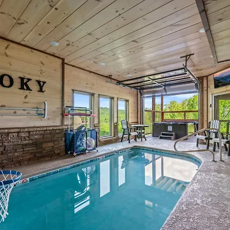 Villa 4Bdr, Views, Pool, Hot Tub, Location And Fun